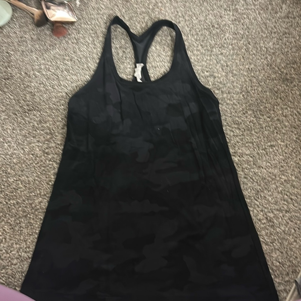 Lululemon Black Camo Cool Racerback Tank GUC 8